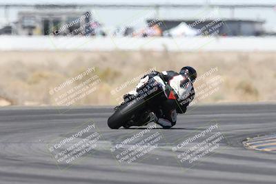 media/Apr-20-2025-CVMA (Sun) [[39090e8767]]/Race 7-Middleweight Shootout/